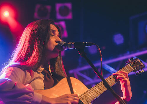 Amber & The Moon live Hamburg 2025 Knust by Niko Schmuck Sounds & Books
