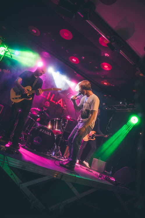 Baker Seats live Hamburg 2025 Cascadas by Niko Schmuck Sounds & Books
